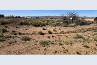 7691 E Silver Concho Lane, Kingman, AZ 86401 - Photo 2