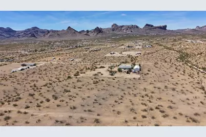 2353 S Cove Road, Golden Valley, AZ 86413 - Photo 28