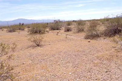 2353 S Cove Road, Golden Valley, AZ 86413 - Photo 16