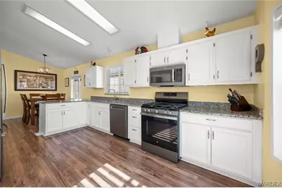 2545 Hillcrest Park Drive, Bullhead City, AZ 86429 - Photo 18