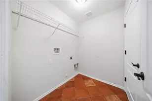 1365 Agate Ave, Bullhead City, AZ 86442 - Photo 32