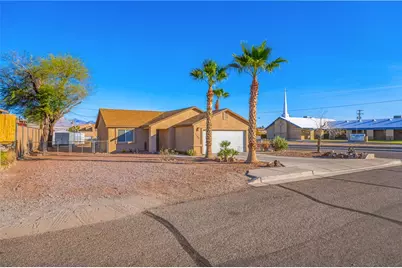 1365 Agate Avenue, Bullhead City, AZ 86442 - Photo 4