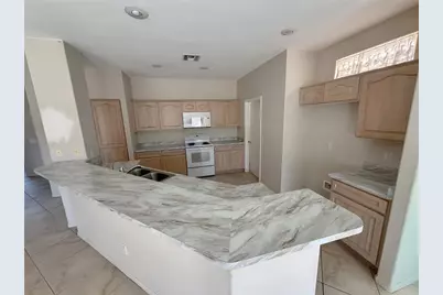 2326 Shooting Star Drive, Bullhead City, AZ 86442 - Photo 8