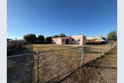 956 Coral Reef Drive, Bullhead City, AZ 86442 - Photo 2