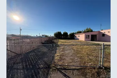 956 Coral Reef Drive, Bullhead City, AZ 86442 - Photo 4