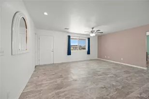 3411 W Carmichael Rd, Golden Valley, AZ 86413 - Photo 12