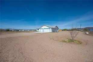 3411 W Carmichael Rd, Golden Valley, AZ 86413 - Photo 68