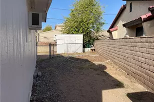 218 Tanglewood Ln Ln, Bullhead City, AZ 86442 - Photo 16