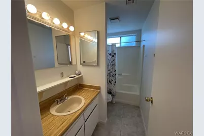 218 Tanglewood Lane Lane, Bullhead City, AZ 86442 - Photo 8