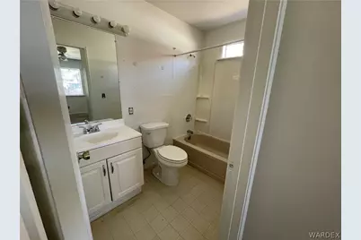 218 Tanglewood Lane Lane, Bullhead City, AZ 86442 - Photo 12