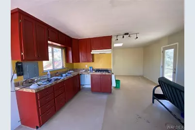 9095 E Elliot Ridge Road, Kingman, AZ 86401 - Photo 8
