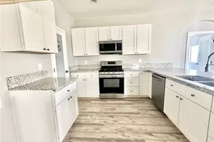 2101 E Mesa Vista Pl, Fort Mohave, AZ 86426 - Photo 12