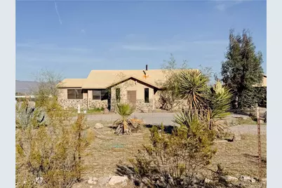 820 S Elfrida Road, Golden Valley, AZ 86413 - Photo 1