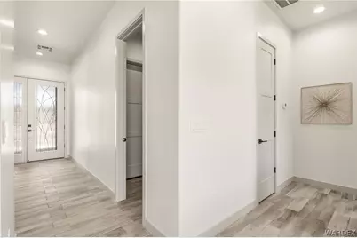 963 Athens Court, Bullhead City, AZ 86429 - Photo 8