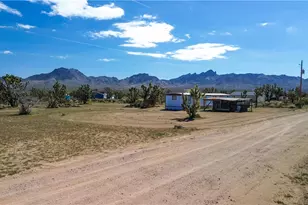 18288 N Magnolia Dr, Dolan Springs, AZ 86441 - Photo 6