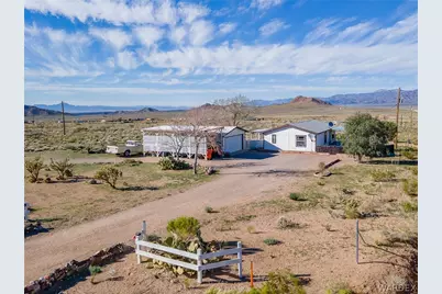 8685 E Colorado Drive, Kingman, AZ 86401 - Photo 2