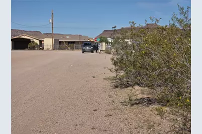 2904 W Walnut Creek Road #Unit 2 lot 5, Golden Valley, AZ 86413 - Photo 8