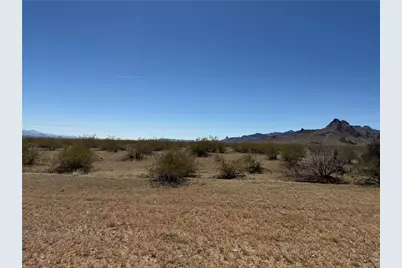 002 Arthur's Way, Golden Valley, AZ 86413 - Photo 2