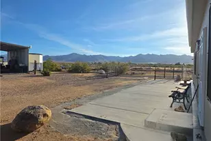 3869 N Alpine Rd, Golden Valley, AZ 86413 - Photo 44