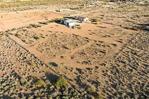 3869 N Alpine Rd, Golden Valley, AZ 86413 - Photo 46