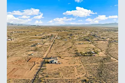 3869 N Alpine Road, Golden Valley, AZ 86413 - Photo 48