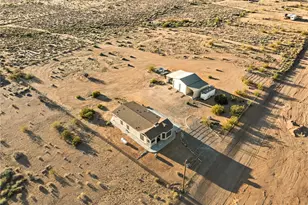 3869 N Alpine Rd, Golden Valley, AZ 86413 - Photo 2