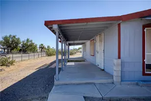 5252 Mesa Dr, Topock, AZ 86436 - Photo 6