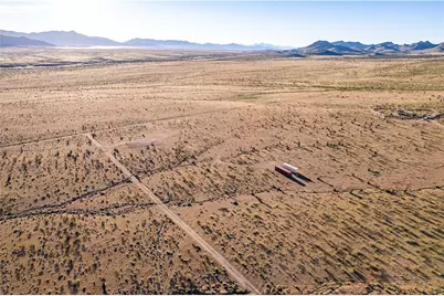 000 Round Island, Golden Valley, AZ 86413 - Photo 8