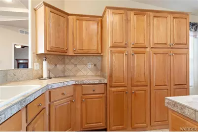 1237 Silica Avenue, Bullhead City, AZ 86442 - Photo 16