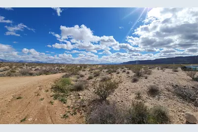 3304 Trumpet Drive, Yucca, AZ 86438 - Photo 2