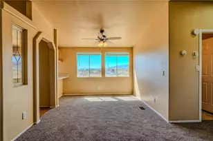 7520 W Shipp Dr, Golden Valley, AZ 86413 - Photo 14