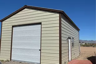 4222 N Estrella Rd, Golden Valley, AZ 86413 - Photo 2