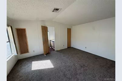 4289 Hwy 68 #19, Golden Valley, AZ 86413 - Photo 6