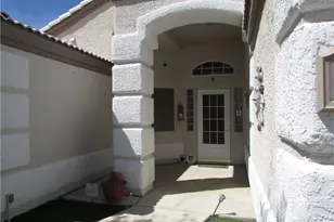 2893 Winchester Rd, Bullhead City, AZ 86442 - Photo 4