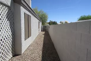 2893 Winchester Rd, Bullhead City, AZ 86442 - Photo 44