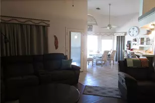 2893 Winchester Rd, Bullhead City, AZ 86442 - Photo 18