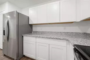 3389 N Yavapai St, Kingman, AZ 86401 - Photo 6