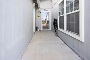 764 Desert Crest Dr, Bullhead City, AZ 86429 - Photo 4