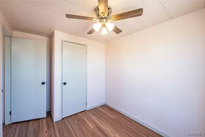 4290 N Smoketree Road, Golden Valley, AZ 86413 - Photo 32