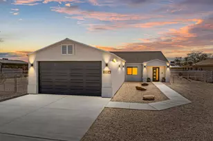 13184 S Cove Pkwy, Topock, AZ 86436 - Photo 2