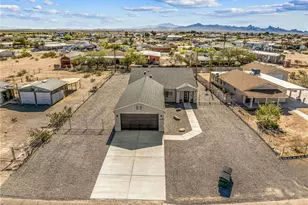 13184 S Cove Pkwy, Topock, AZ 86436 - Photo 2