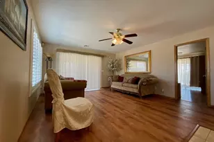1894 E Corwin Rd, Bullhead City, AZ 86442 - Photo 6