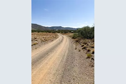 353-30-005 E Dick's Camp Rd Road, Hackberry, AZ 86411 - Photo 12