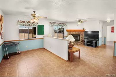 2260 Lakeside Drive, Bullhead City, AZ 86442 - Photo 14