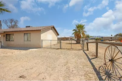 2260 Lakeside Drive, Bullhead City, AZ 86442 - Photo 48