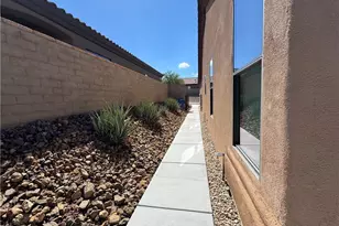 2793 Esmerelda Dr, Bullhead City, AZ 86429 - Photo 30