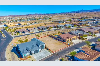 2605 Port Isabel Way, Bullhead City, AZ 86429 - Photo 10