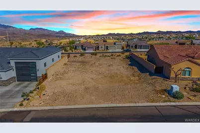 2605 Port Isabel Way, Bullhead City, AZ 86429 - Photo 1