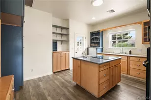 9809 N Medicine Point Dr, Kingman, AZ 86401 - Photo 10