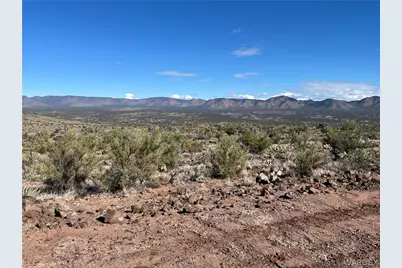 020 E Outlaw Canyon Road, Kingman, AZ 86401 - Photo 14